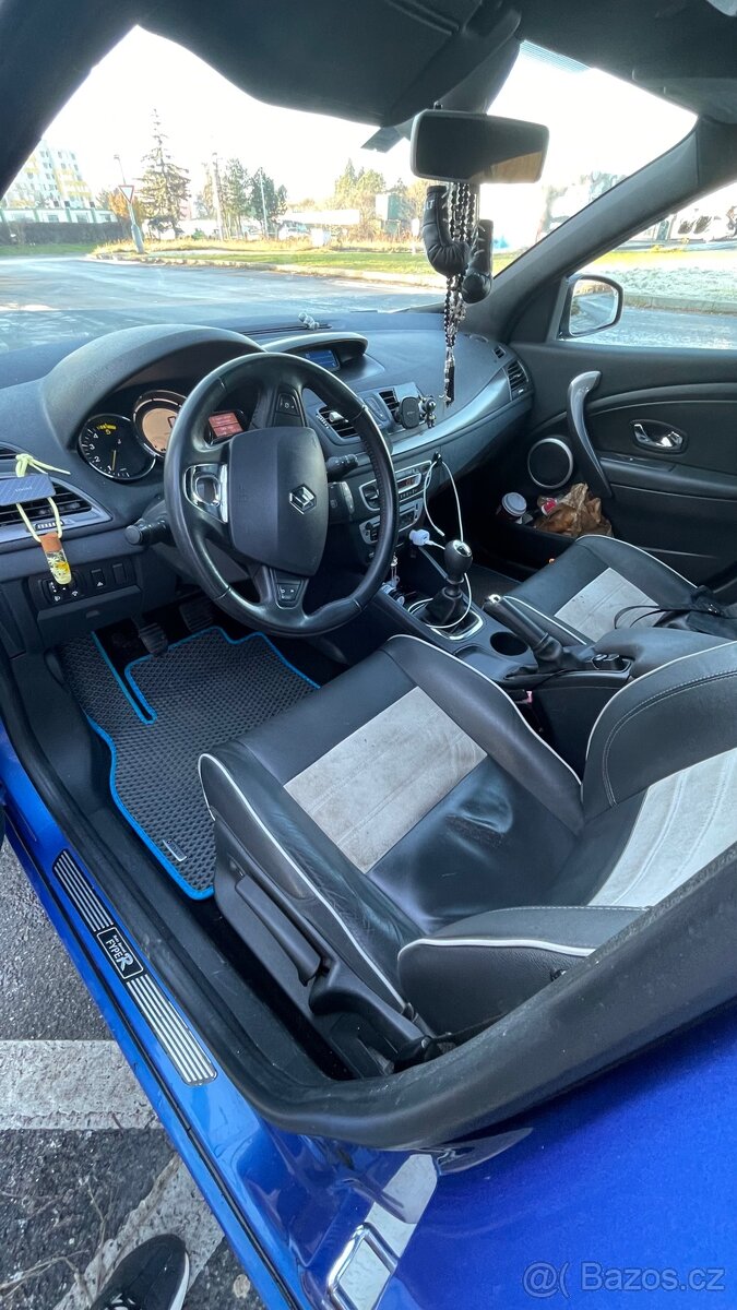 Renault Mégane III - 10