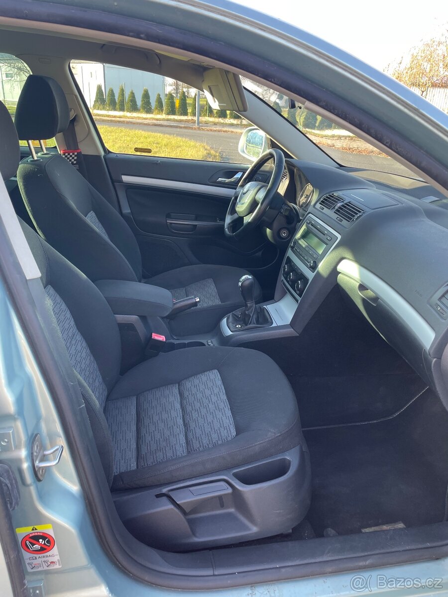 Škoda octavia 2 1.9 TDi 77kw - 10