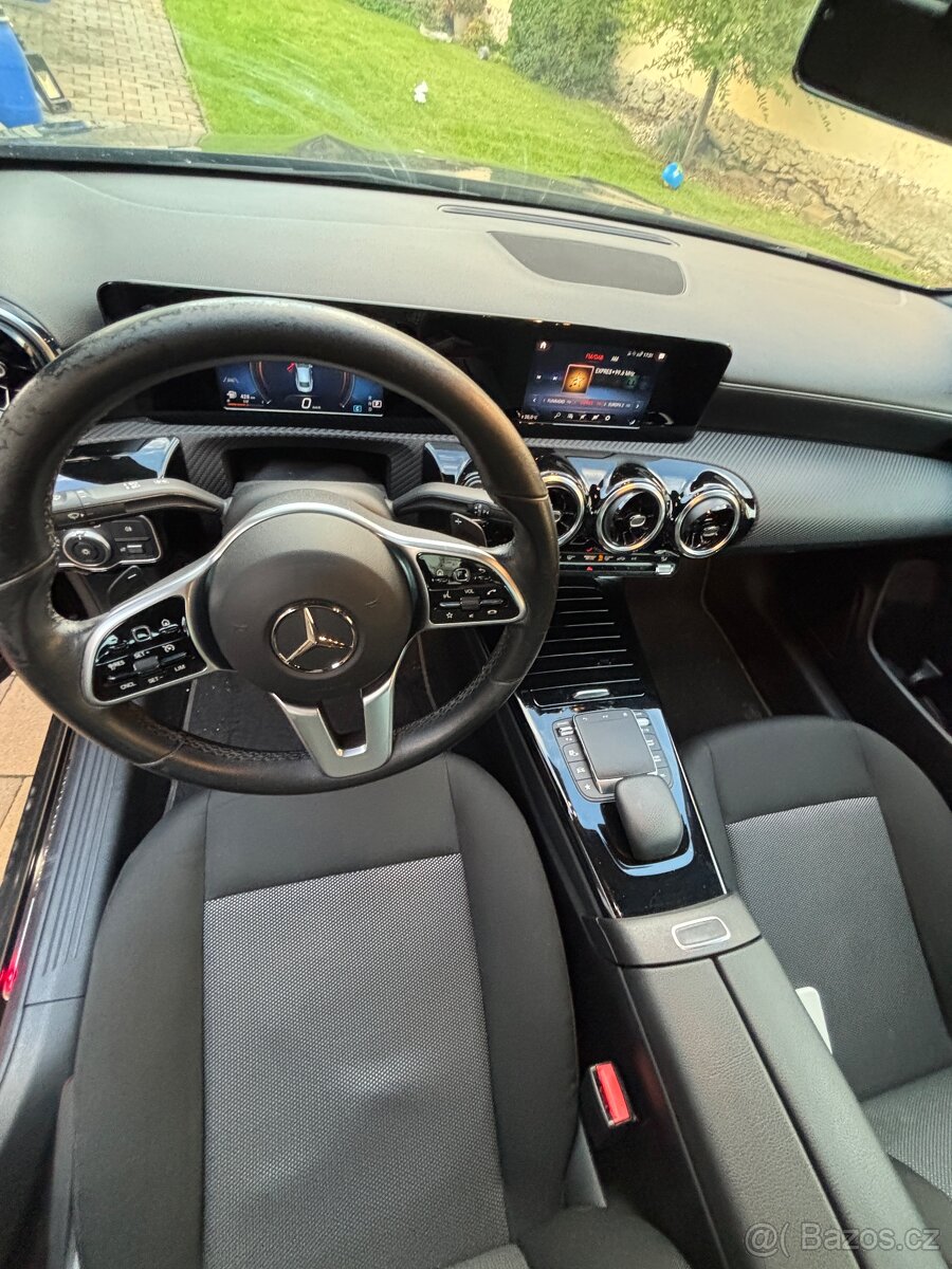 Mercedes CLA - 10