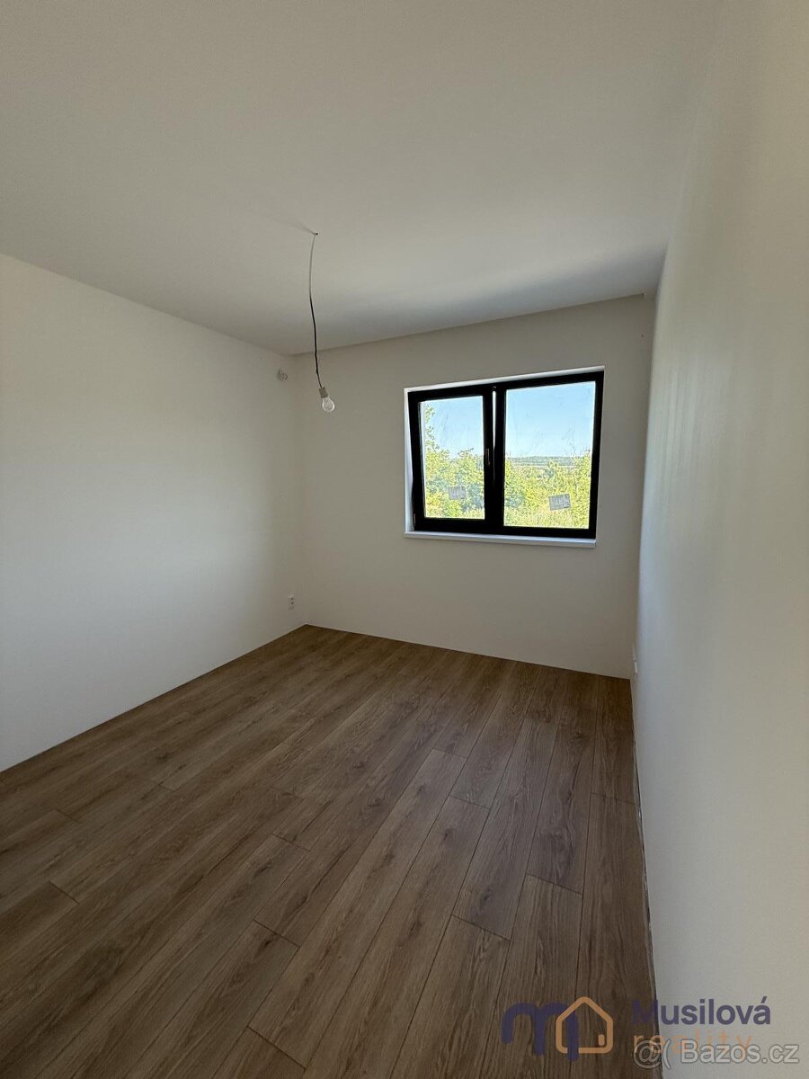 Prodej rodinného domu 150 m, pozemek 700 m - 10