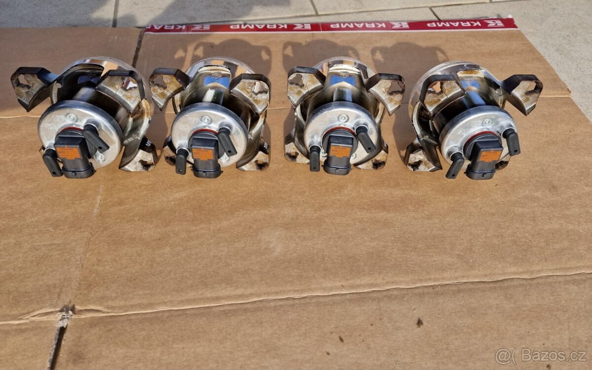 prodám osvětlení a ND na traktory Fendt - 10