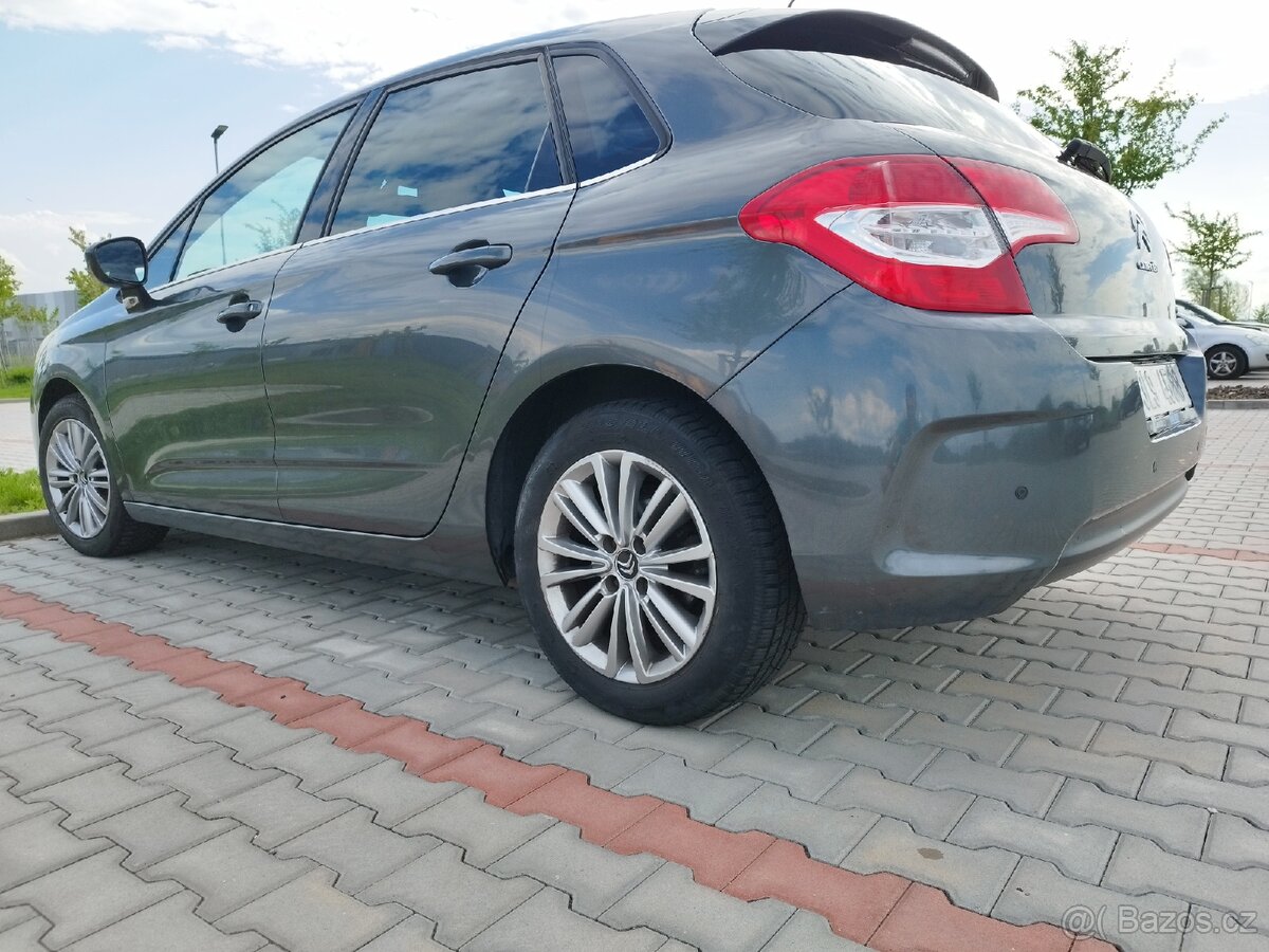 Citroen C4 1,6 88kW, nová STK - 10