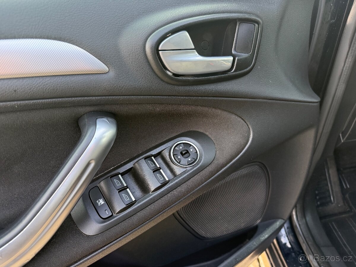 Ford S-Max 2,0TDCi 103kW, 7 míst, nová STK, facelift - 10