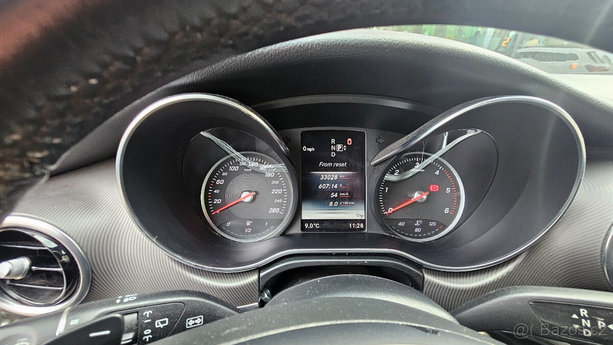 Mercedes - Benz V250L - Campervan - 10