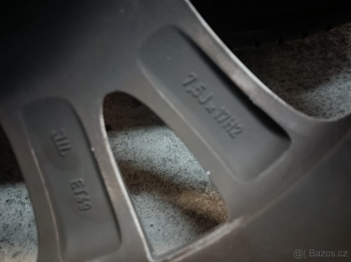 Prodám alu disky Škoda Trifid 17" 5x112 LETNÍ pneu - 10