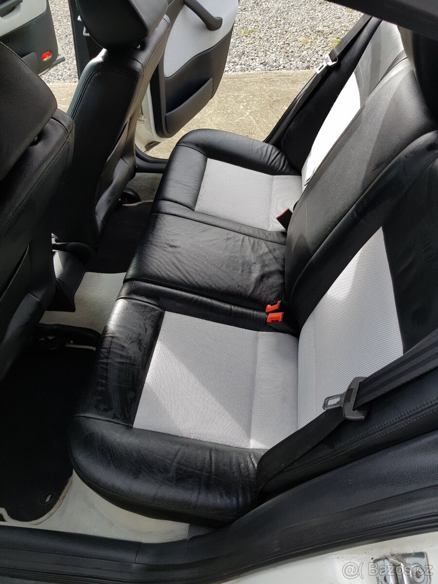 Škoda Octavia RS vRS Motorsport 100 limitka číslo 75 RHD - 10