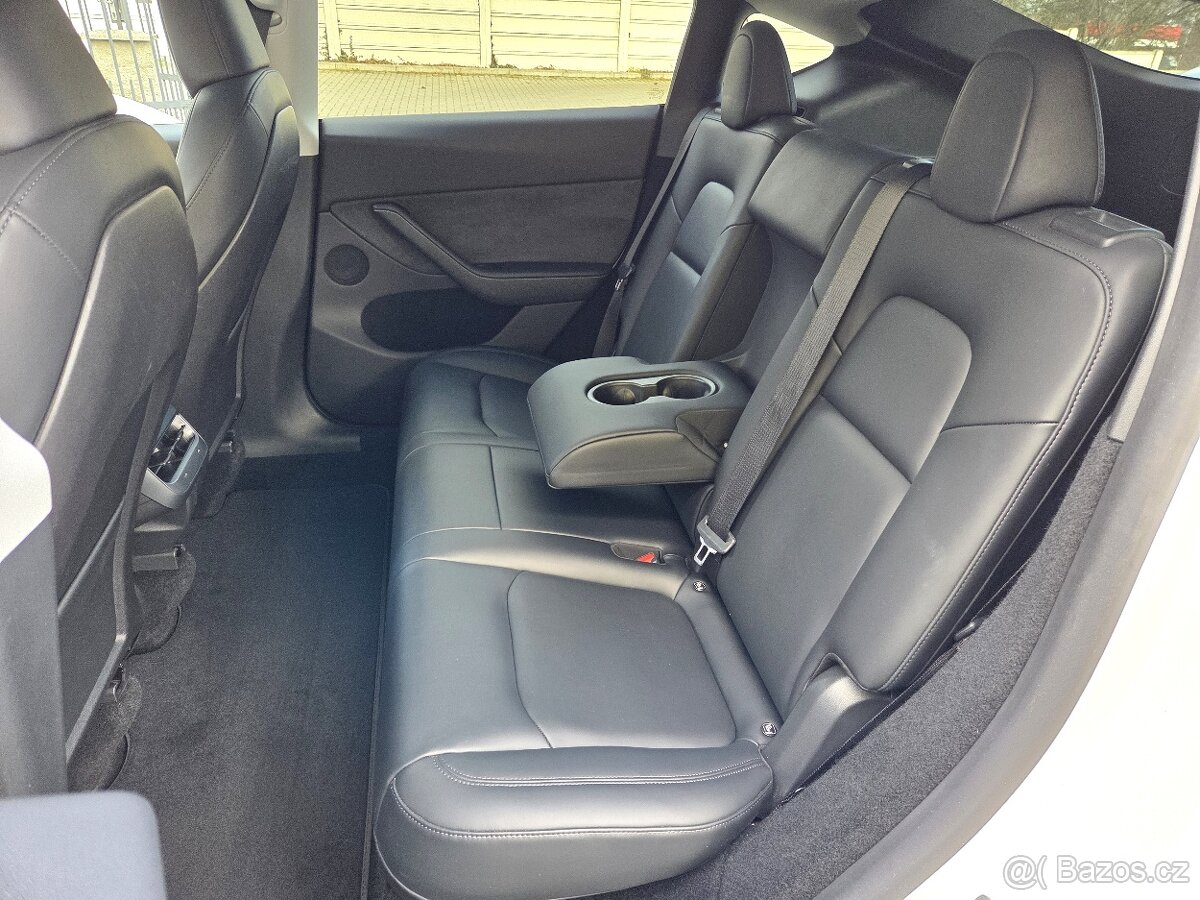 Tesla Model Y AWD Long Range SOH 92% 1.majitel - 10