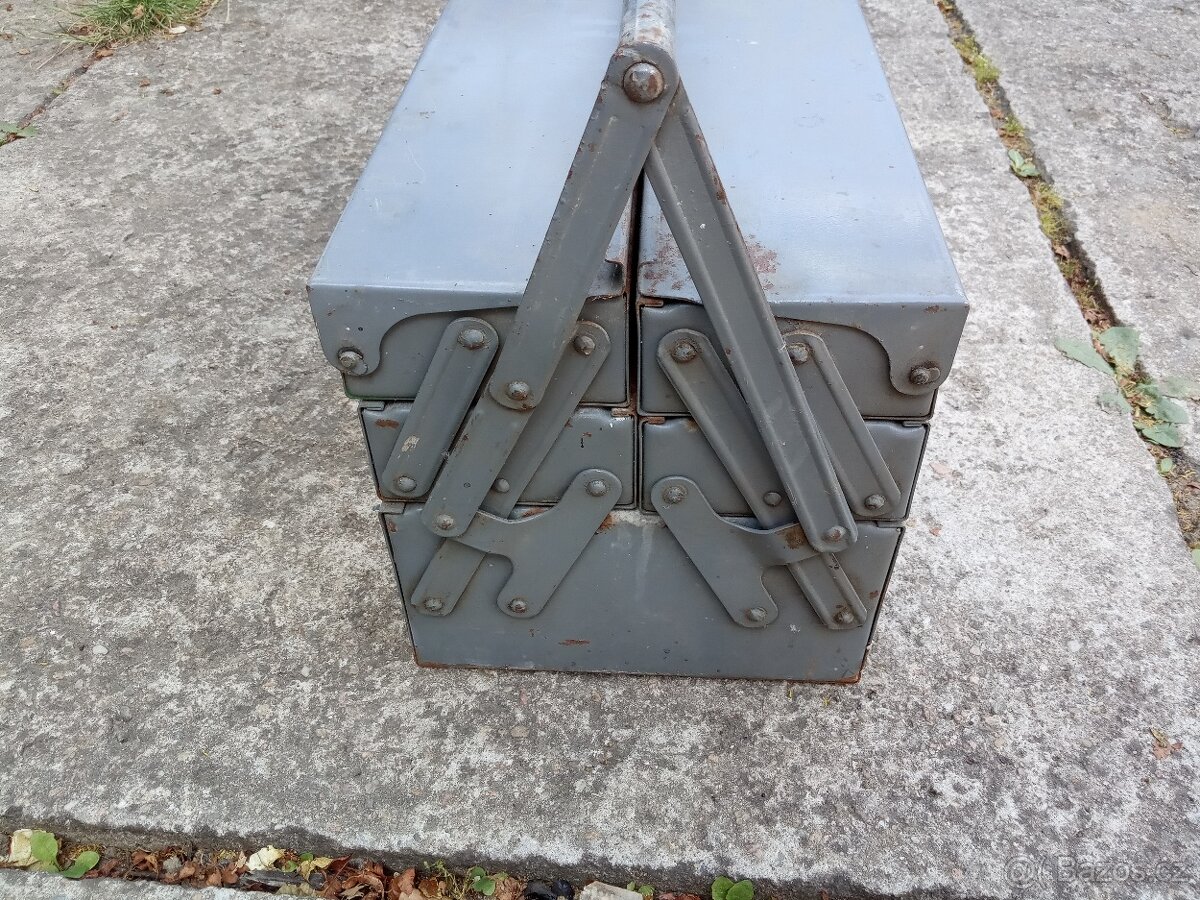 Bedna na nářadí - 10