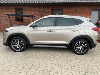 HYUNDAI TUCSON /42TKM / 2.0 CRDI 16V /1.MAJ. / TOP - 10