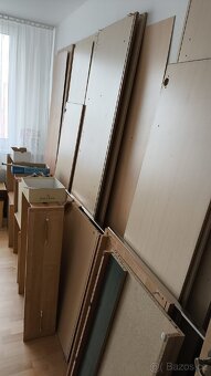 Rohová šatní skříň - připraveno k odvozu - 10