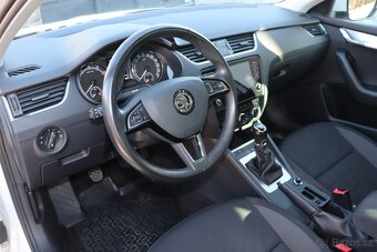 Škoda Octavia Kombi 1.5tsi Style - 10