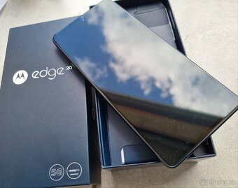 Motorola Edge 20 8GB/256GB - 10
