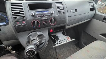 VW Transporter T5 1,9tdi 75kW najeto 180tkm, r.v.2007 - 10