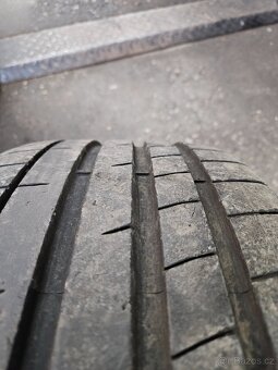 BÍLÉ ROTIFORM KPS 5x112 R20 + letní pneu - 10