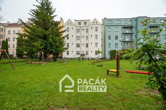 Prodej prostorného cihlového bytu 3+kk v nejžádanější lokali - 10