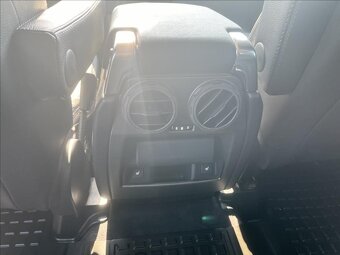 Land Rover Discovery IV - 10