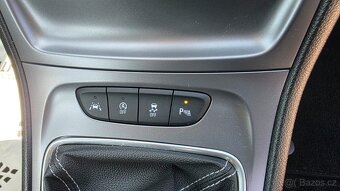 Opel Astra K Sports tourer - 10