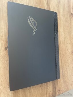 ASUS ROG Strix G17 G713PV-HX048 - 10
