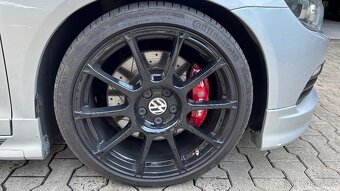 Volkswagen Scirocco 2.0 TDI SPORT - 10