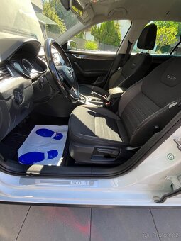 ŠKODA OCTAVIA SCOUT COMBI III FACE 2.0TDI 110KW DSG 4X4 NAV - 10