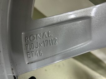 letní original al sada Škoda Octavia III Rotare 17” - 10