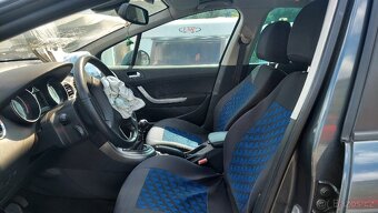 Peugeot 308 SW eHDI - 10