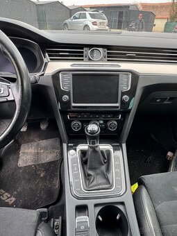 Volkswagen passat B8 1.6 TDi díly - 10