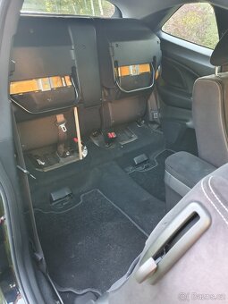 Honda Civic 1.8i Type S 3D - 10