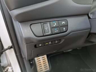 Hyundai IONIQ Electric EV PERMIUM – 27 000 km – TČ/ACC - 10