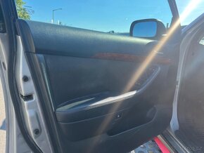 Toyota Avensis combi 2,0 D-4D 85 KW r.v. 2003 - 10