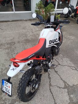 Ducati DesertX RALLY, POUZE 19 KM , ODPOČET, VÝBAVA - 10