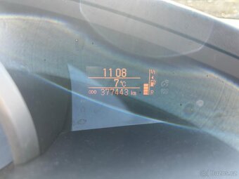 Toyota Verso 2,2 D-CAT 110 KW r.v.2011. - 10