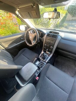 Suzuki grand vitara 2.0 103kw - 10