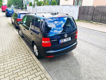 Volkswagen Touran rv. 2010 . 1,4 103kw - 10