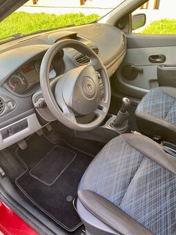 Renault Clio III, 1.2 16V - 10