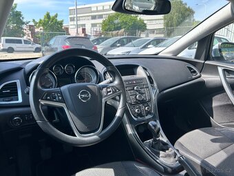 Opel Astra J TURBO, najeto 122.612 km, 1. majitel - 10