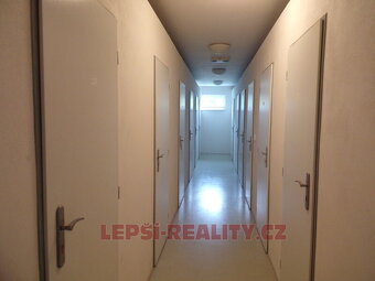 Pronájem bytu 2+kk v Plzni, ul. Květná, 45 m2+garážové stání - 10