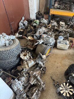 Hydrostatická převodovka, hydropřevodovka, zahradní traktor - 10