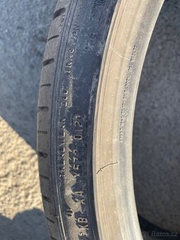 285/30 R22 Pirreli P-Zero AO - 10