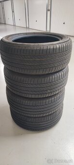 Nove 215/55/17 Michelin Primacy 3 ST. 2023 - 10