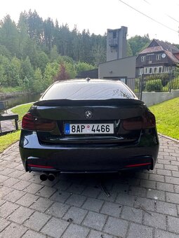 Bmw 328i xDrive - 10