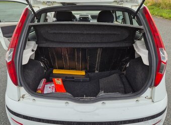 Fiat Punto 1.2 8V - 10