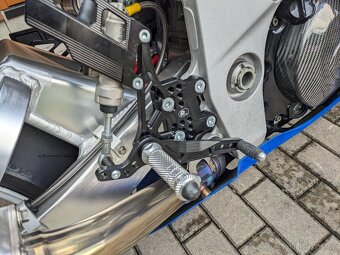 Suzuki GSX-R 1000 K2 - 10