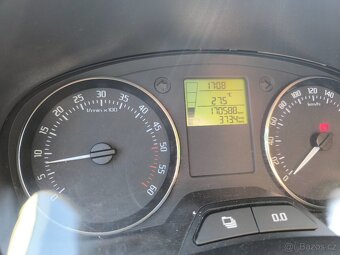 Fabie combi 1.6 TDI 66 kW RV 2012 tažné zarizeni - 10