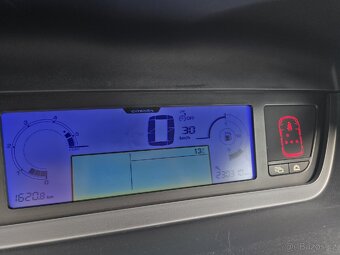 Citroën C4 Picasso 1.6hdi, 80kw, rok 2010,nová STK - 10