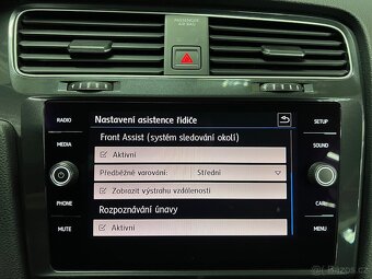 Volkswagen Golf 1.5 TSI 96KW 7DSG COMFORTLINE - 10