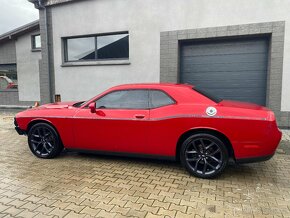 Dodge Challenger 3.6 dovuz USA startuje a jezdi - 10