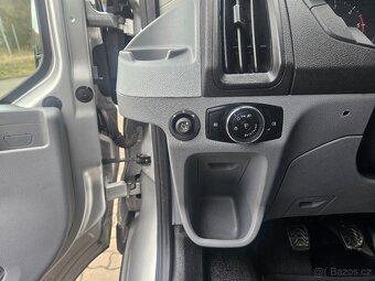 Ford Transit 2,2 TDCI 114 KW L2H2 8 míst - 10
