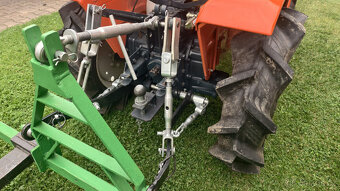 KUBOTA B1200 - 10