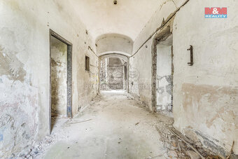 Prodej pozemku k bydlení, 18484 m², Zvoleněves - 10